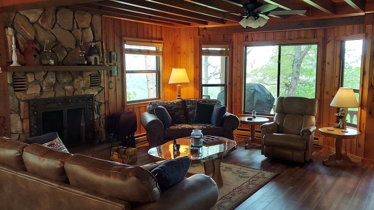Photo of Bedroom in Bryson City