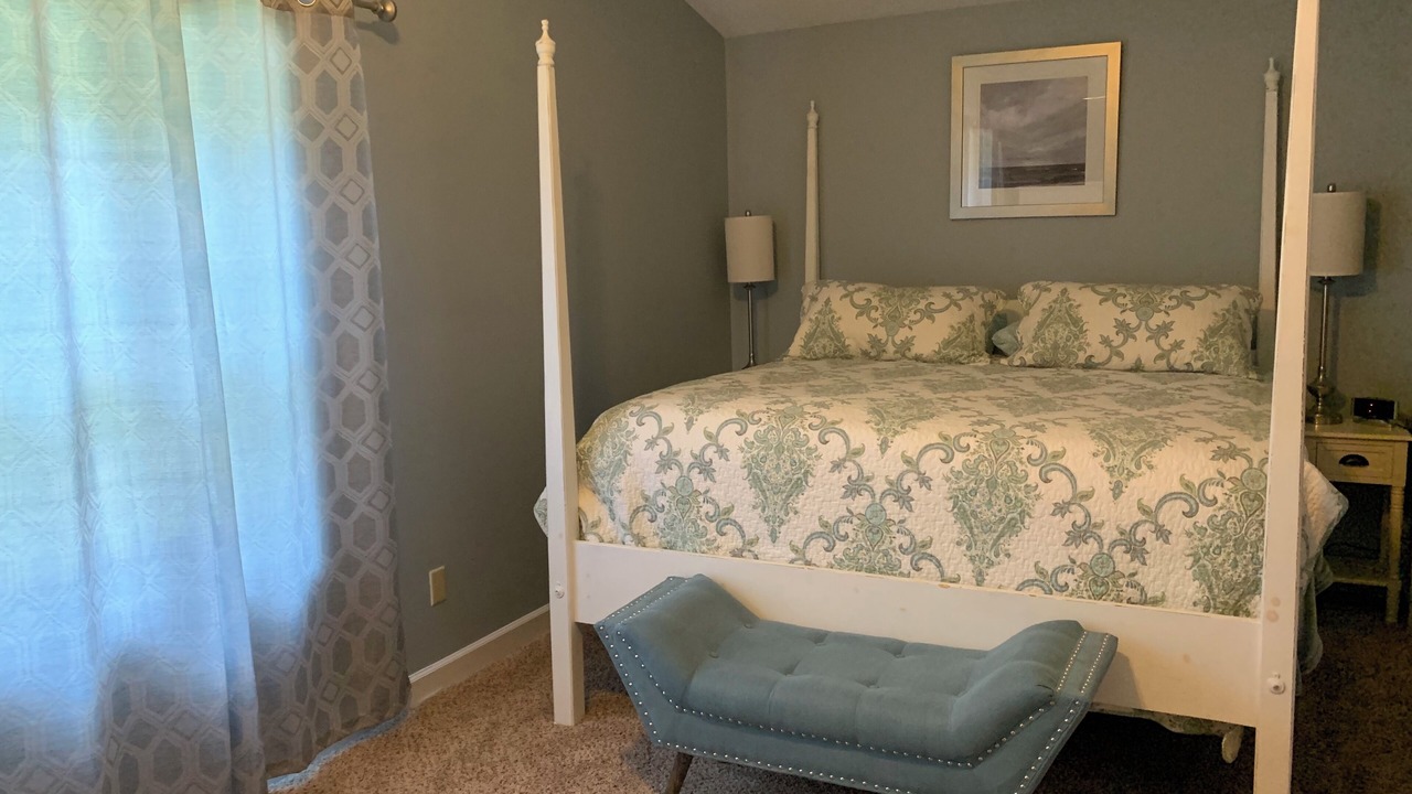 Photo of Bedroom in New London