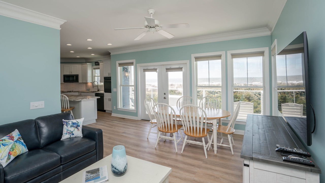 Photo of Livingroom in Tranquil Harbour