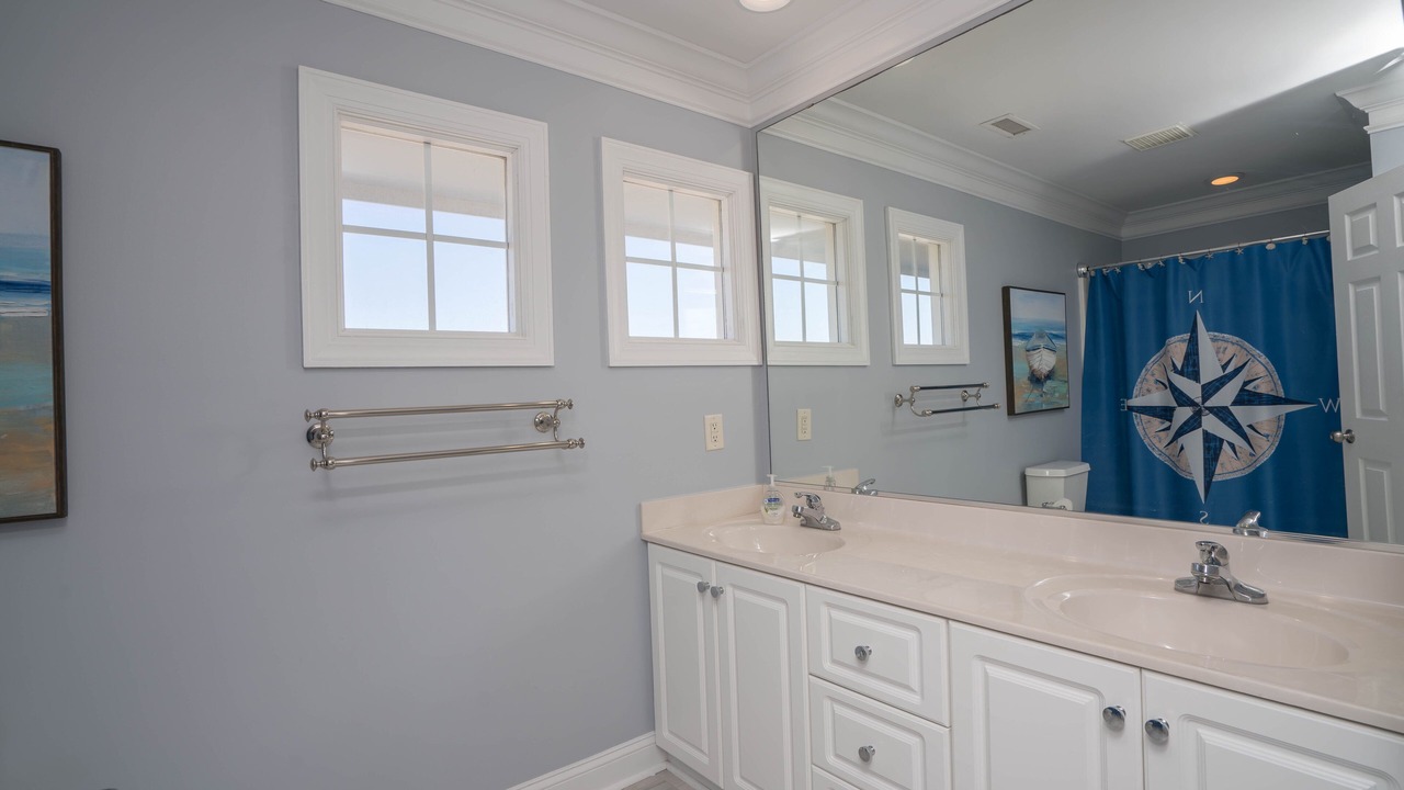 Photo of Bathroom in Tranquil Harbour