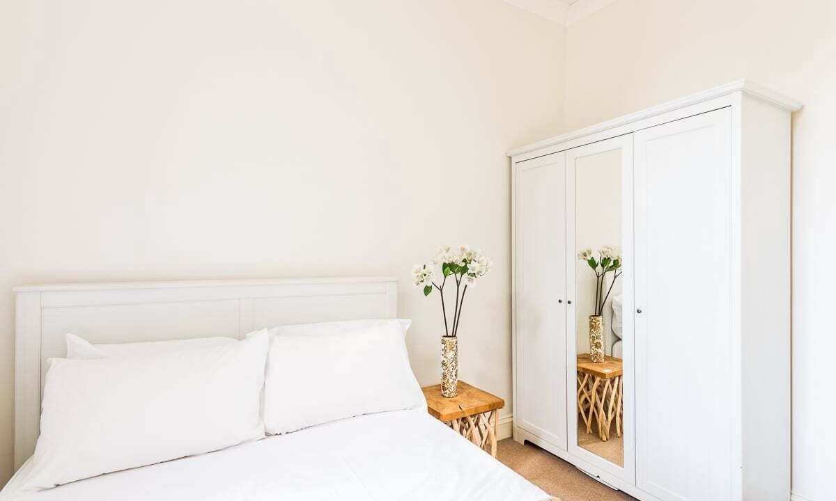 Photo of Bedroom in North Kensington