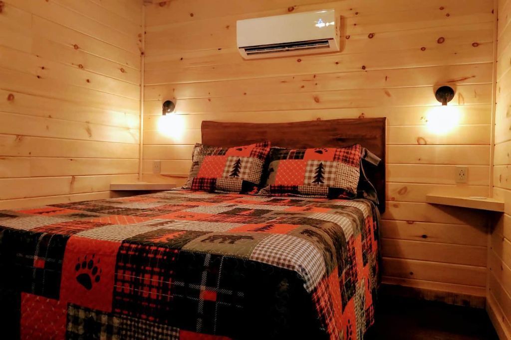 Photo of Bedroom in Newland