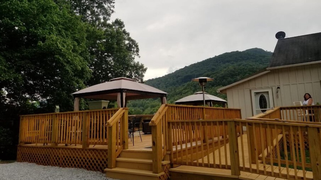 Photo of Patio Balcony in Bryson City