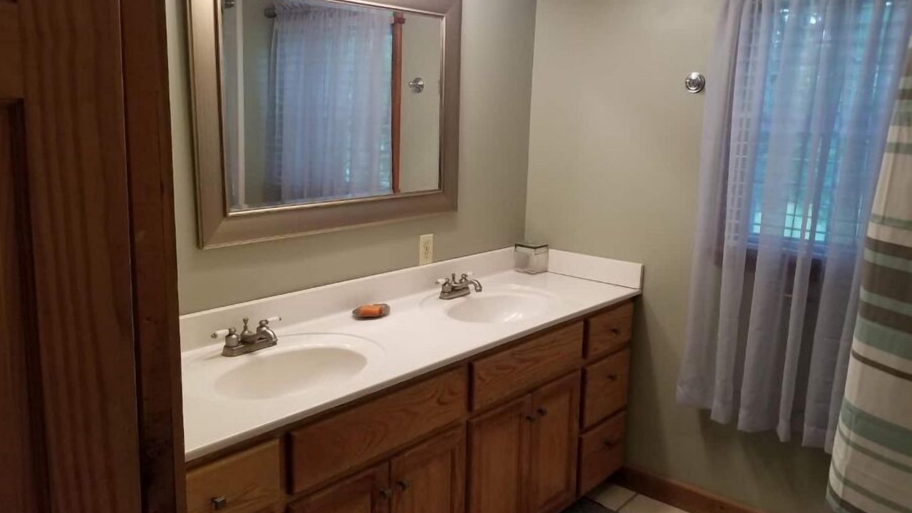 Photo of Bathroom in Bryson City