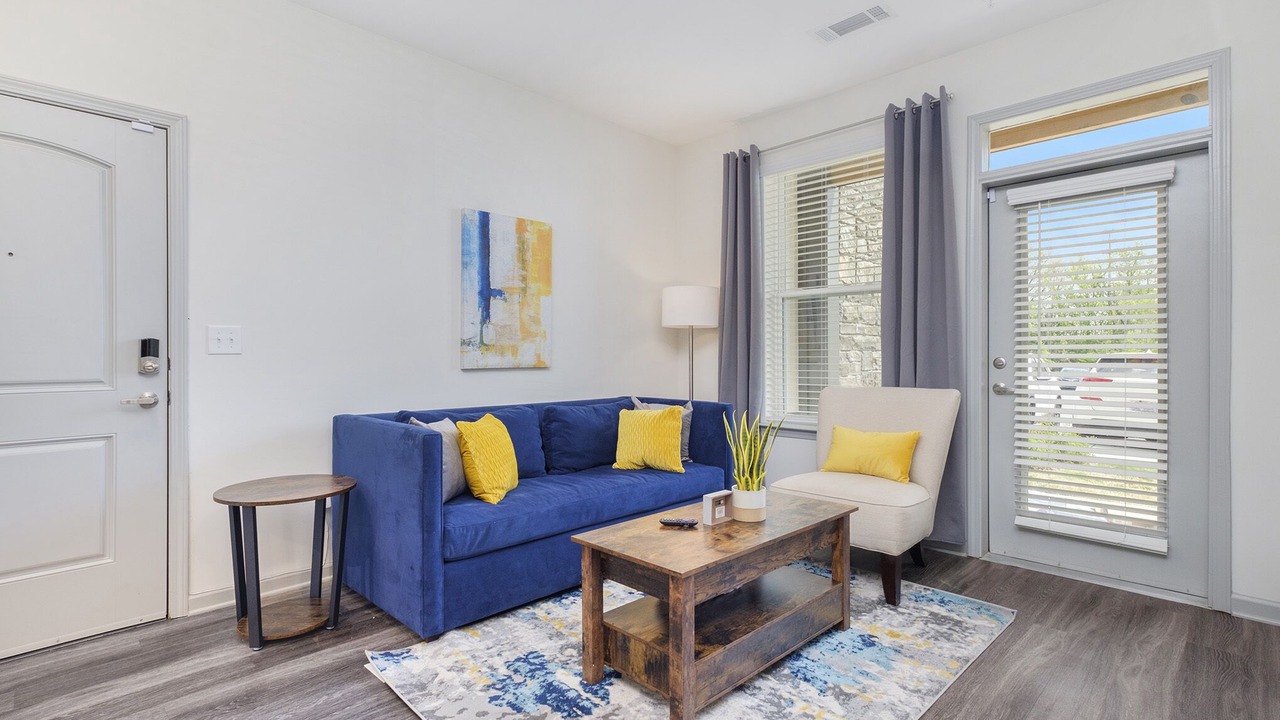 Photo of Livingroom in Dixie - Berryhill