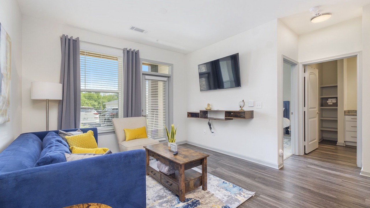 Photo of Livingroom in Dixie - Berryhill