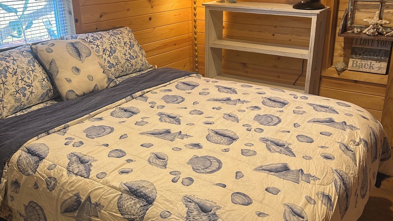 Photo of Bedroom in Supply