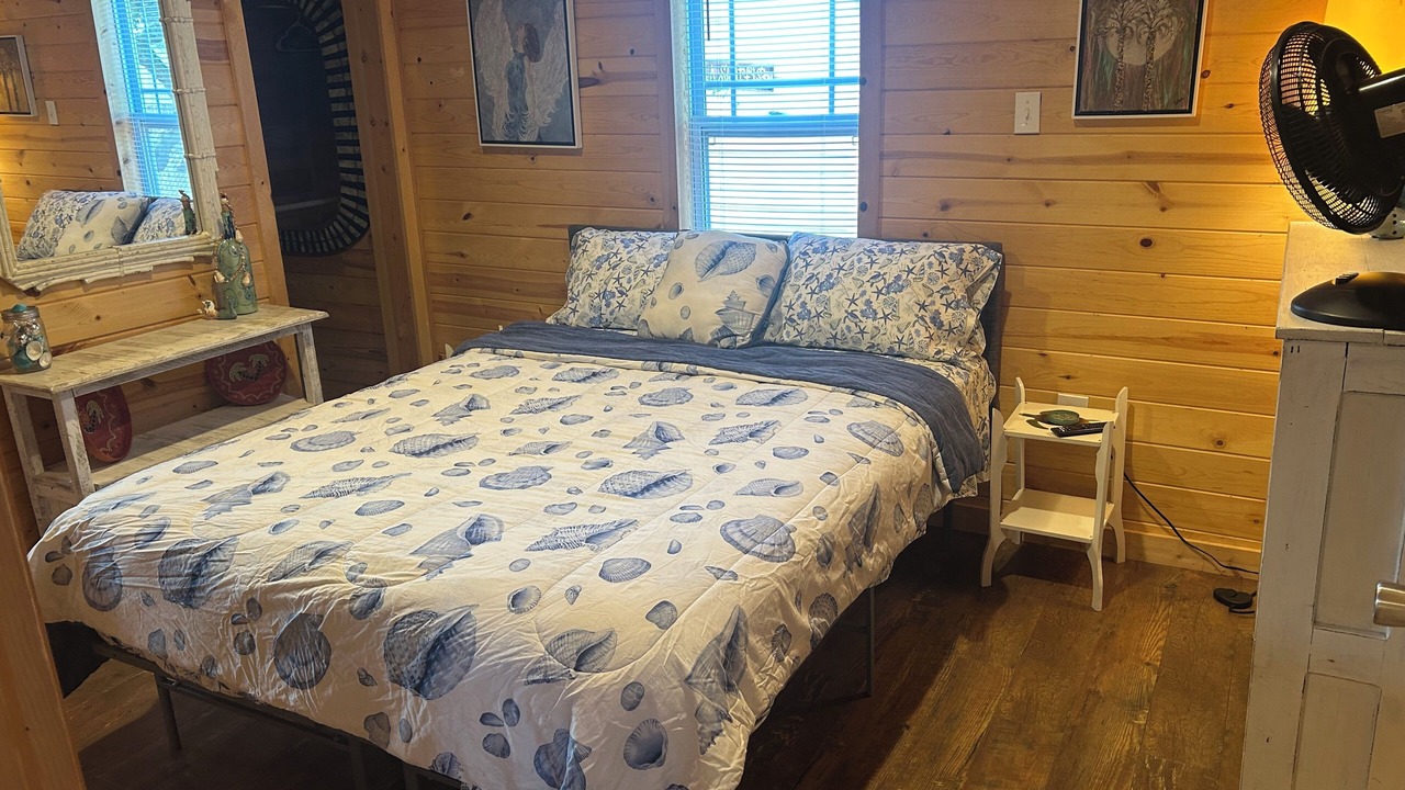 Photo of Bedroom in Supply