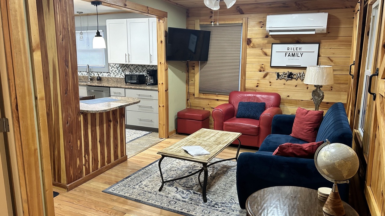 Photo of Livingroom in Rutherfordton