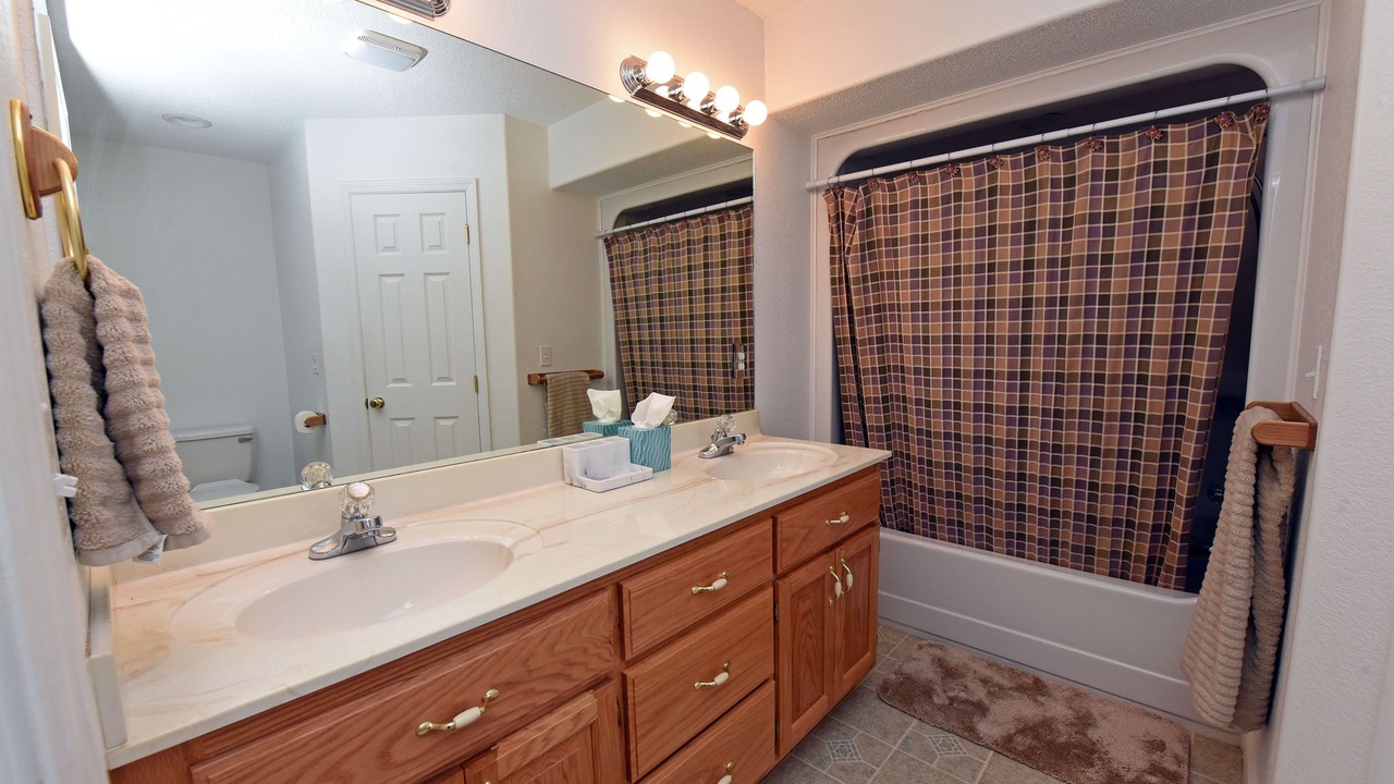 Photo of Bathroom in Tarheel