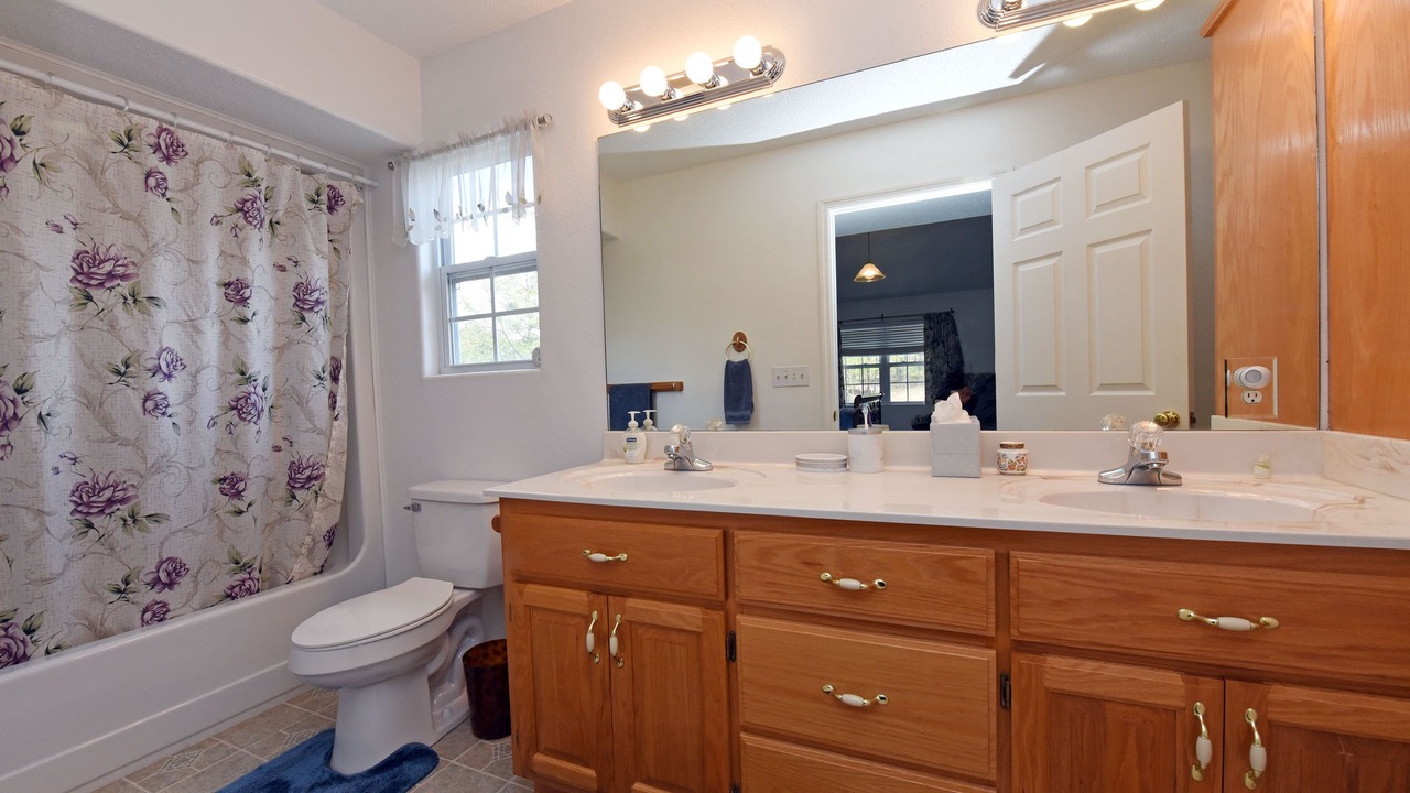 Photo of Bathroom in Tarheel