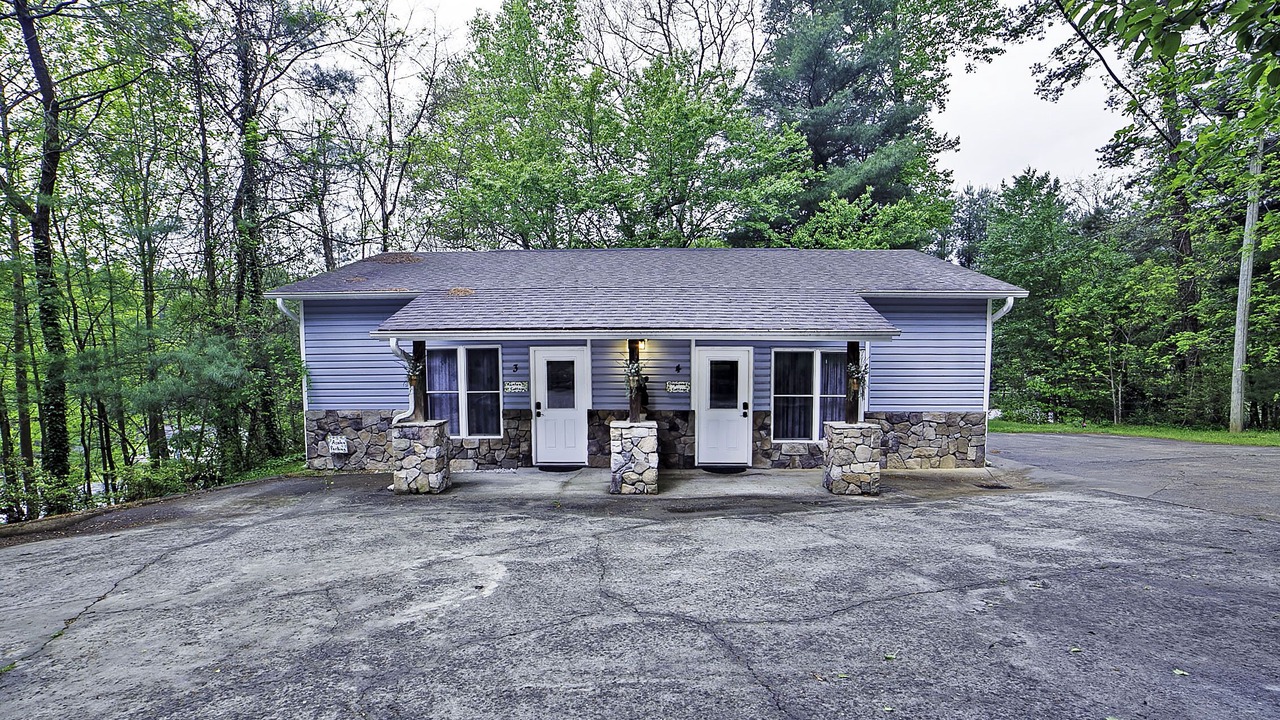 Photo of Outdoor in Avery Creek