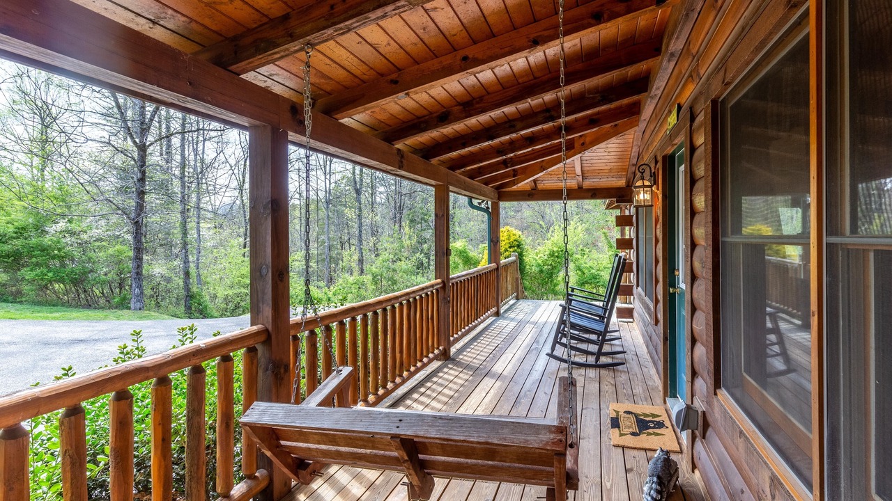 Photo of Patio Balcony in Qualla