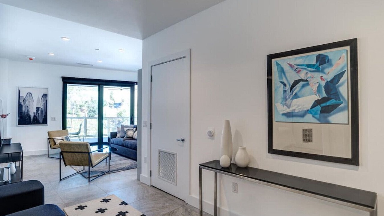 Photo of Livingroom in East End - Valley Street