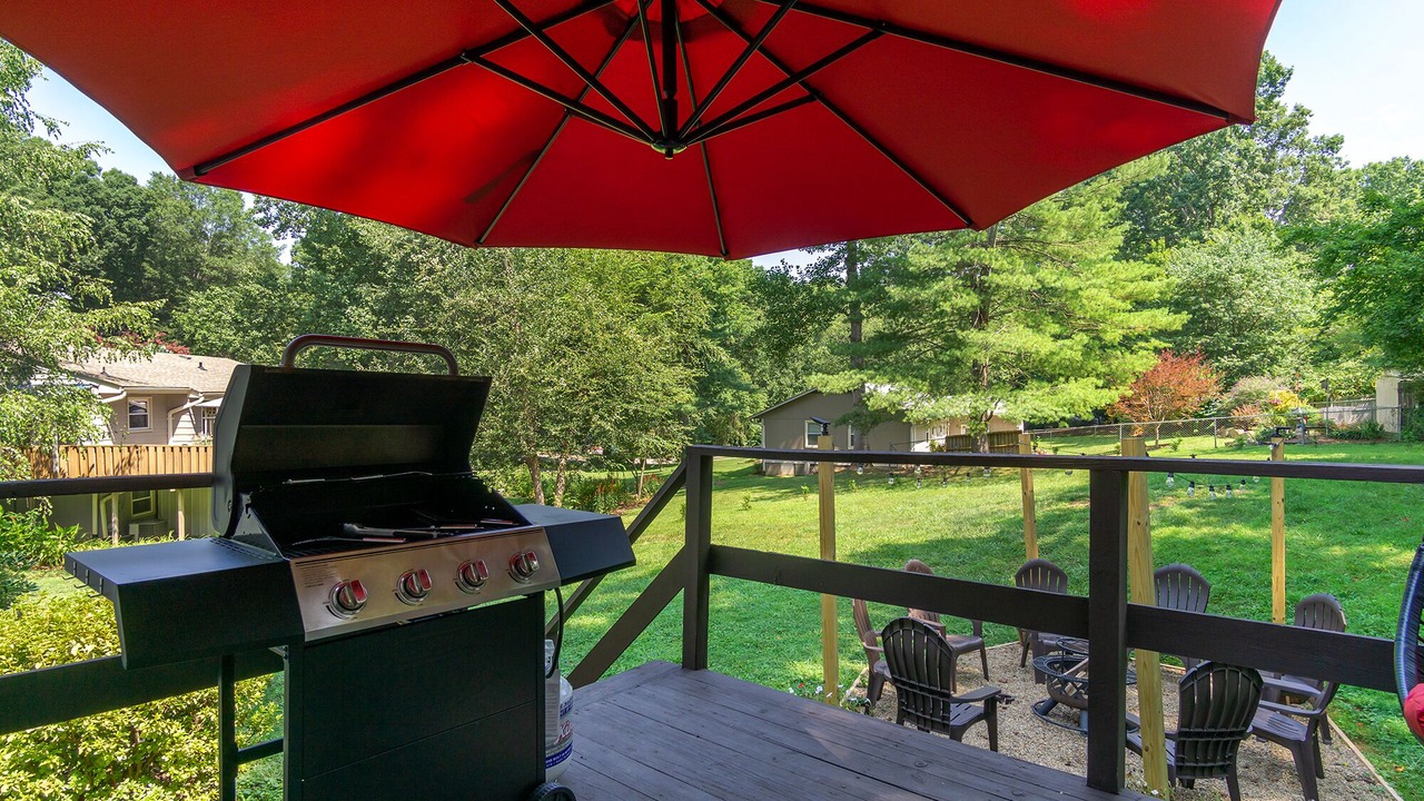 Photo of Outdoor in Avery Creek