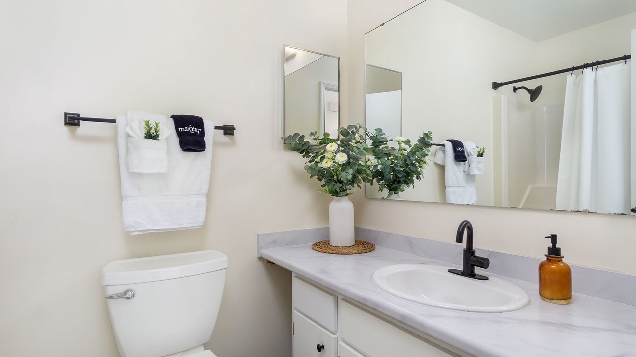 Photo of Bathroom in Avery Creek