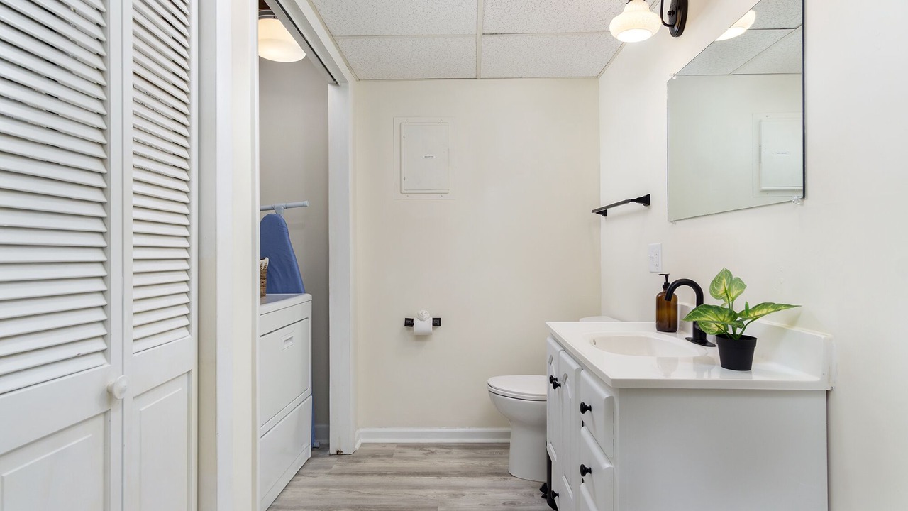 Photo of Bathroom in Avery Creek