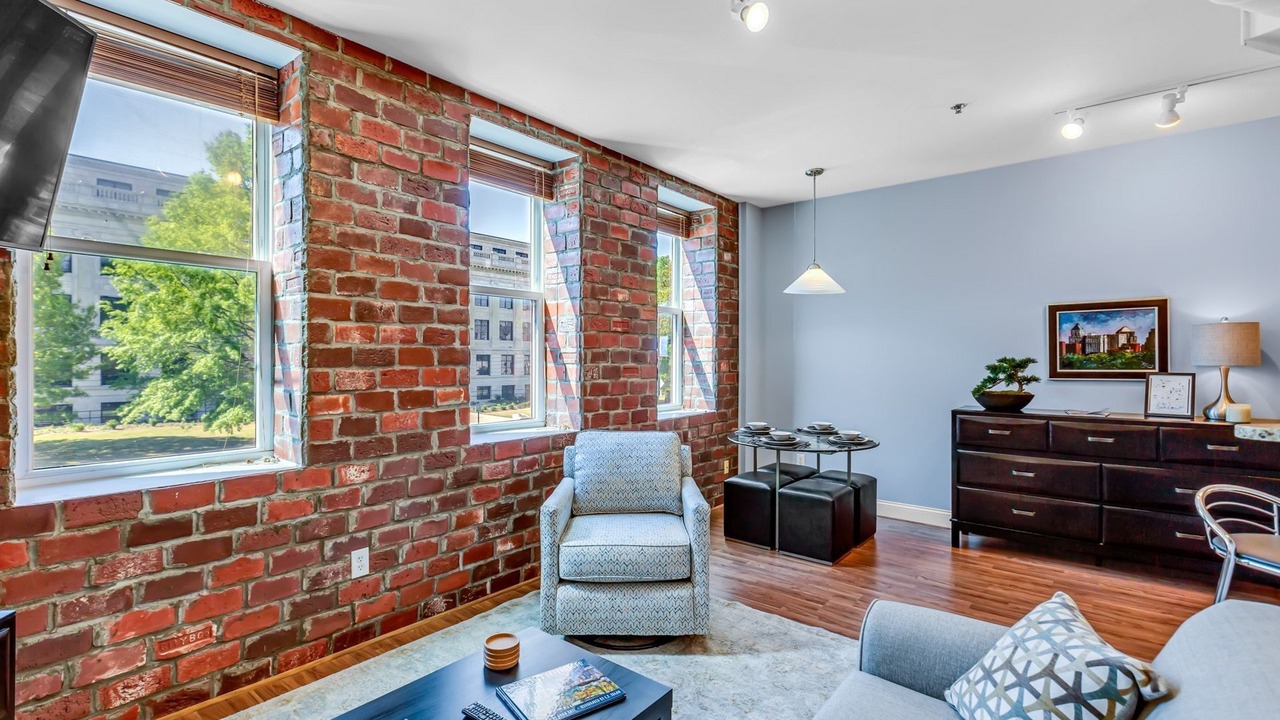 Photo of Livingroom in Downtown Greensboro