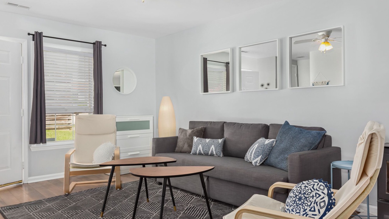 Photo of Livingroom in Carrboro