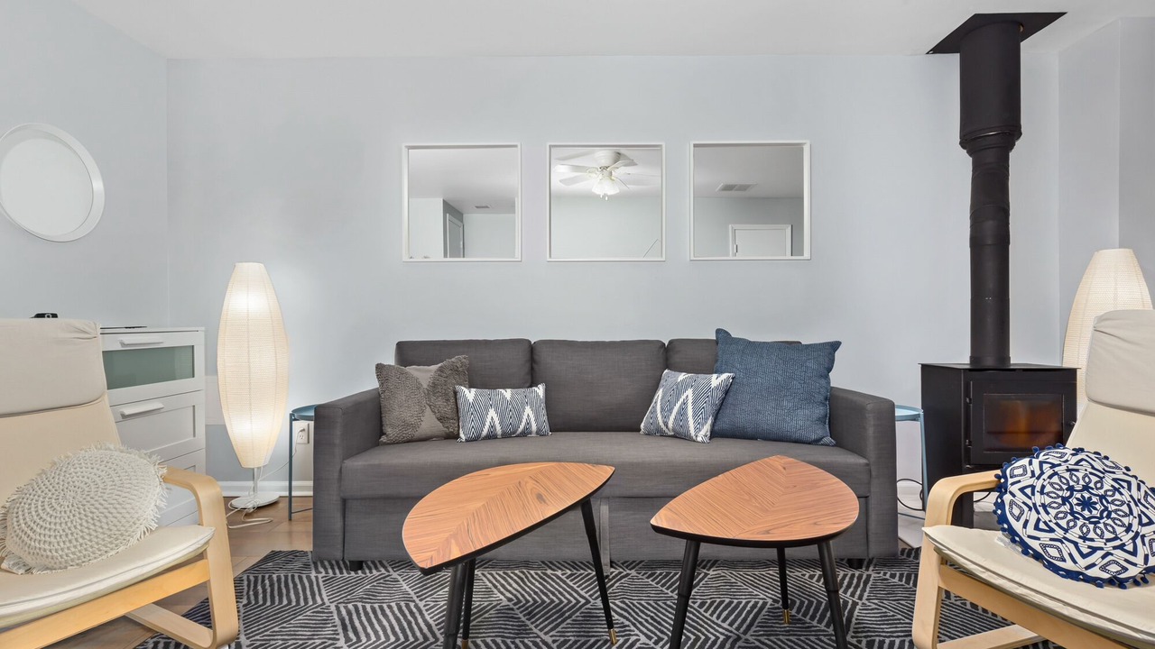 Photo of Livingroom in Carrboro