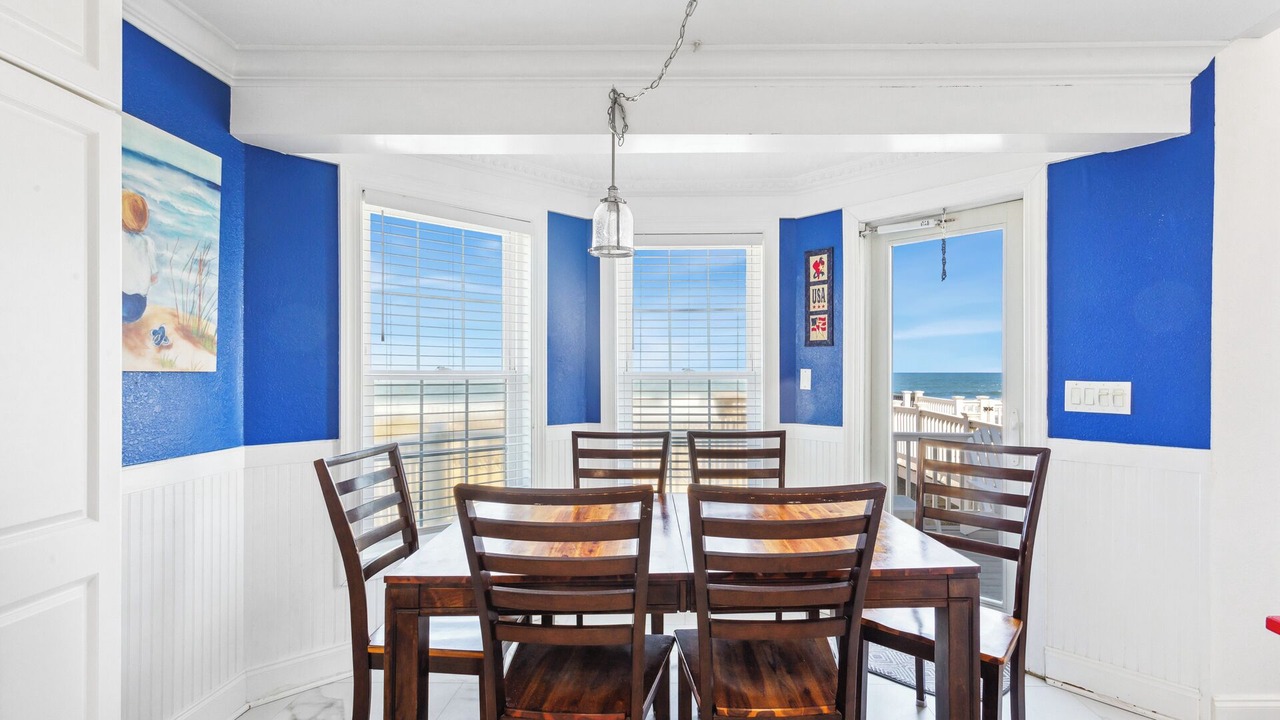 Photo of Livingroom in Sea Scape