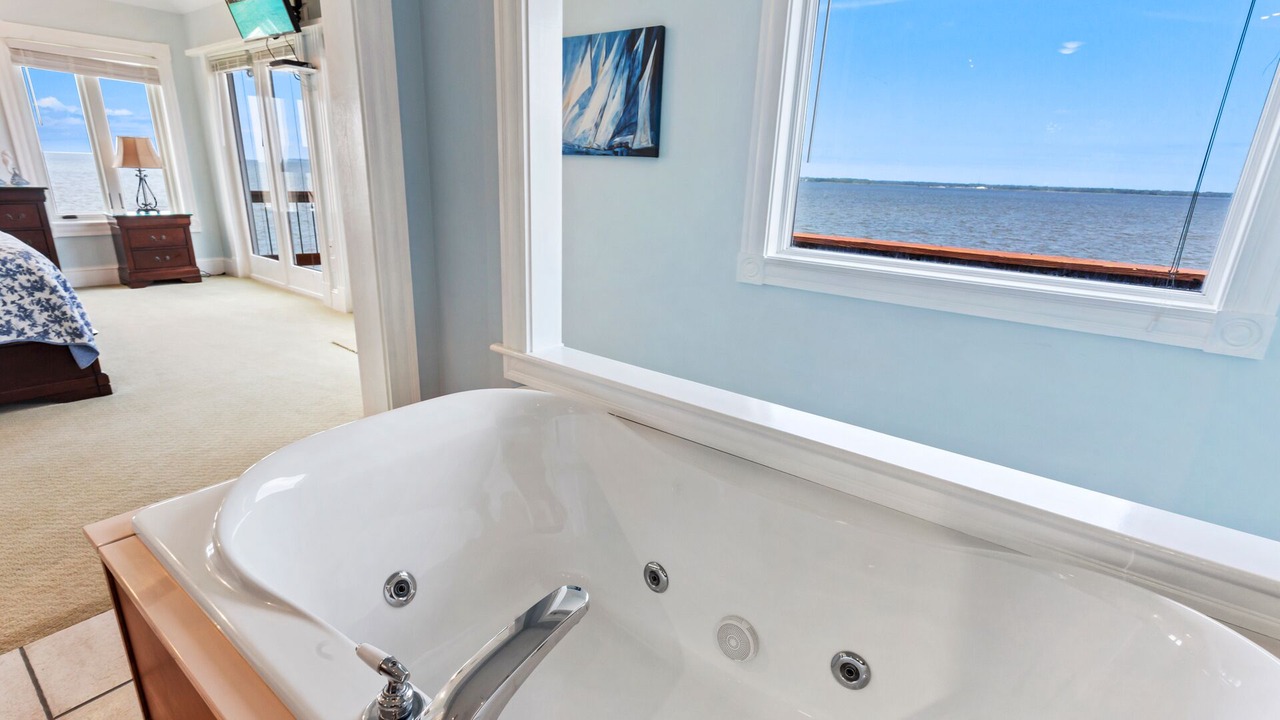 Photo of Bathroom in Colington Harbour