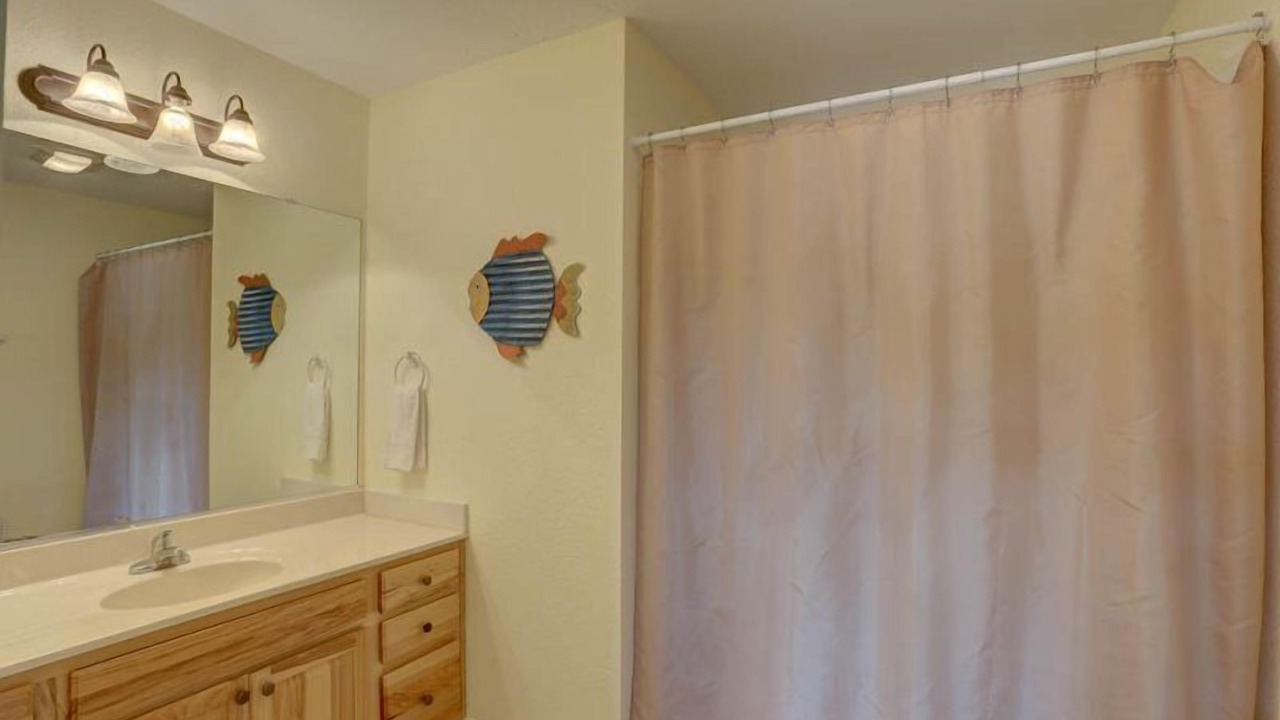 Photo of Bathroom in Nags Head
