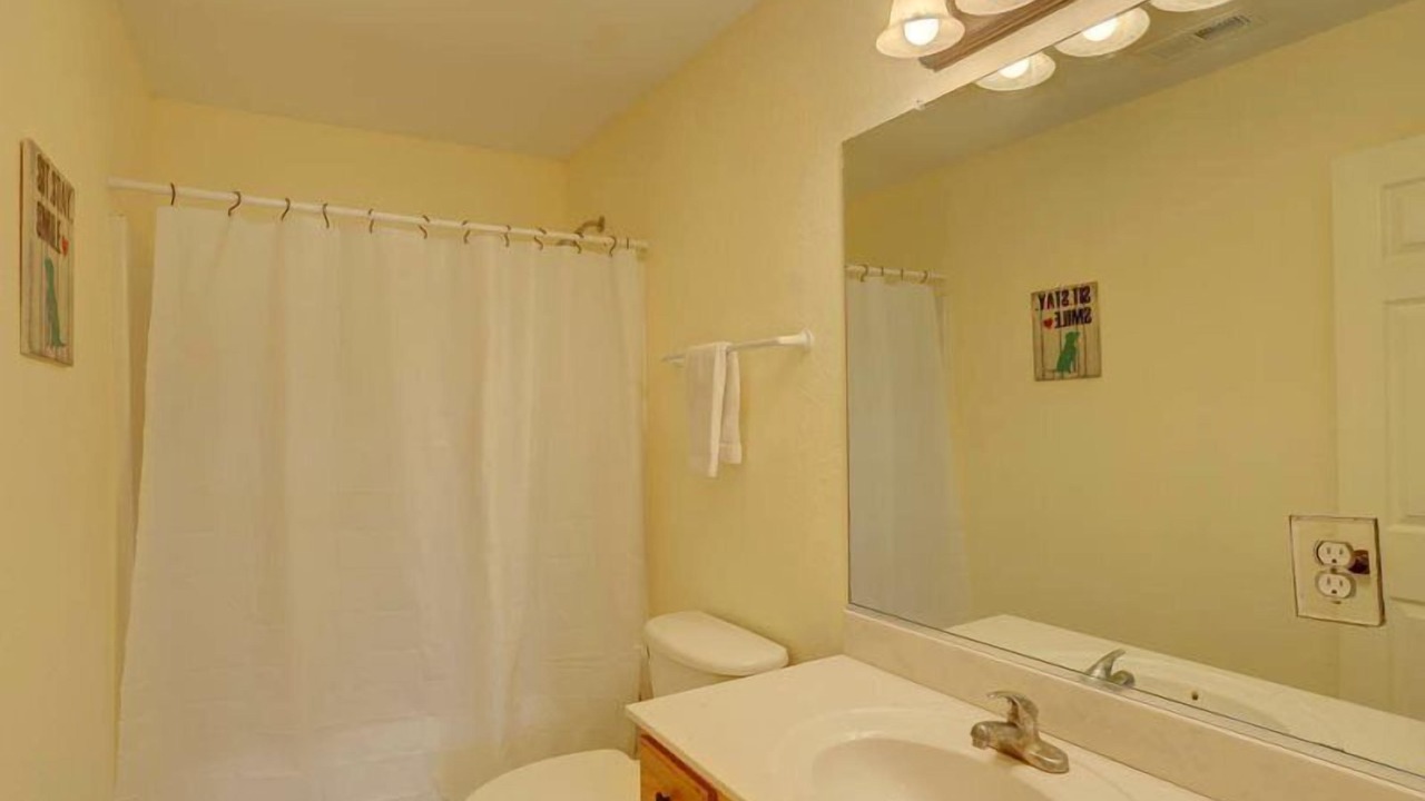 Photo of Bathroom in Nags Head