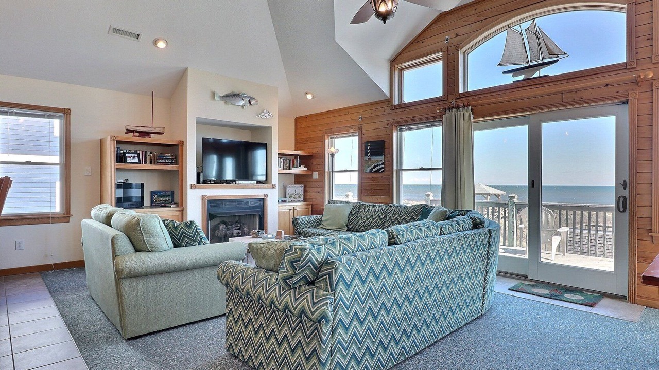 Photo of Livingroom in Kill Devil Hills
