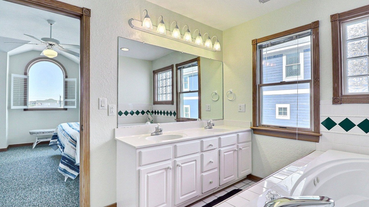 Photo of Bathroom in Kill Devil Hills