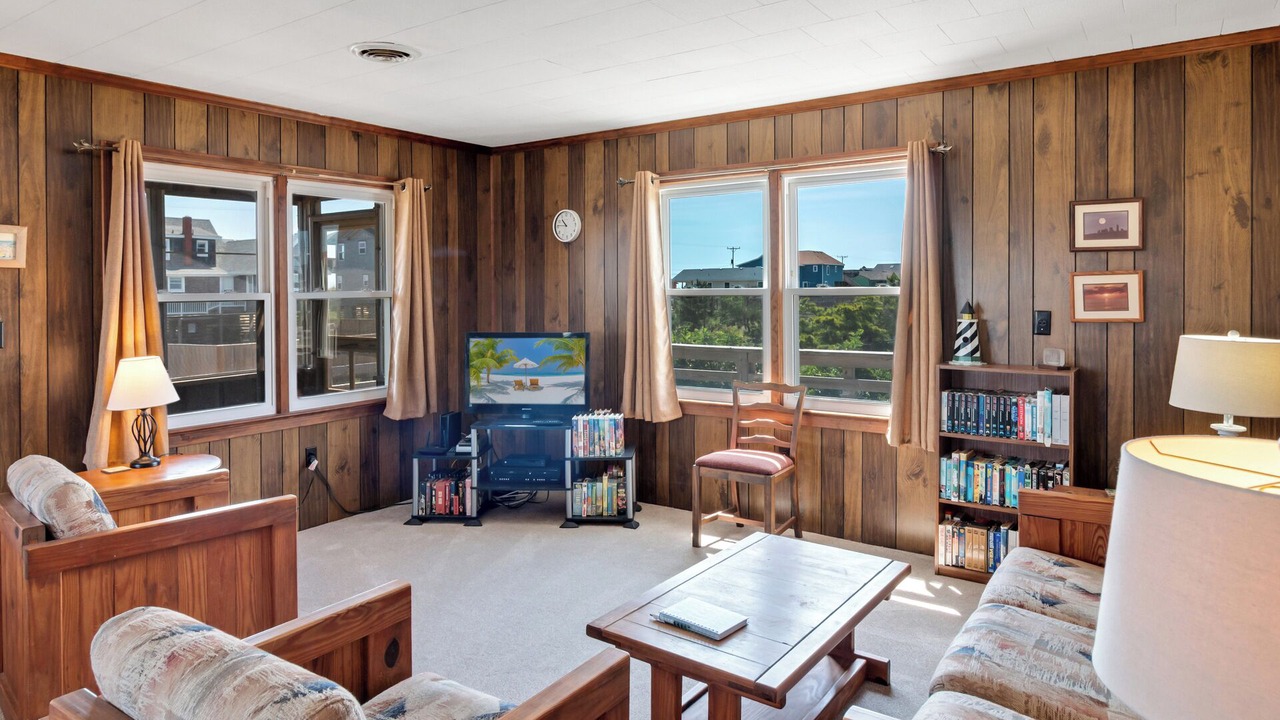 Photo of Livingroom in Kitty Hawk