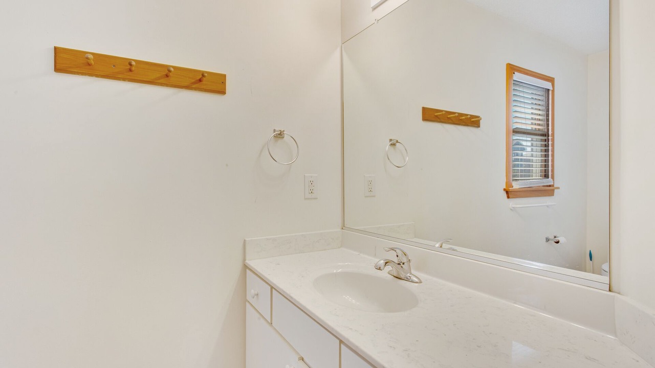 Photo of Bathroom in Colington