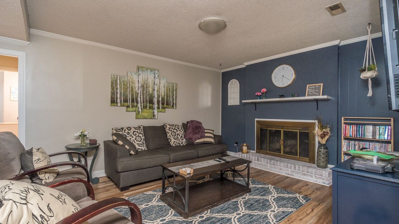 Photo of Livingroom in Cary