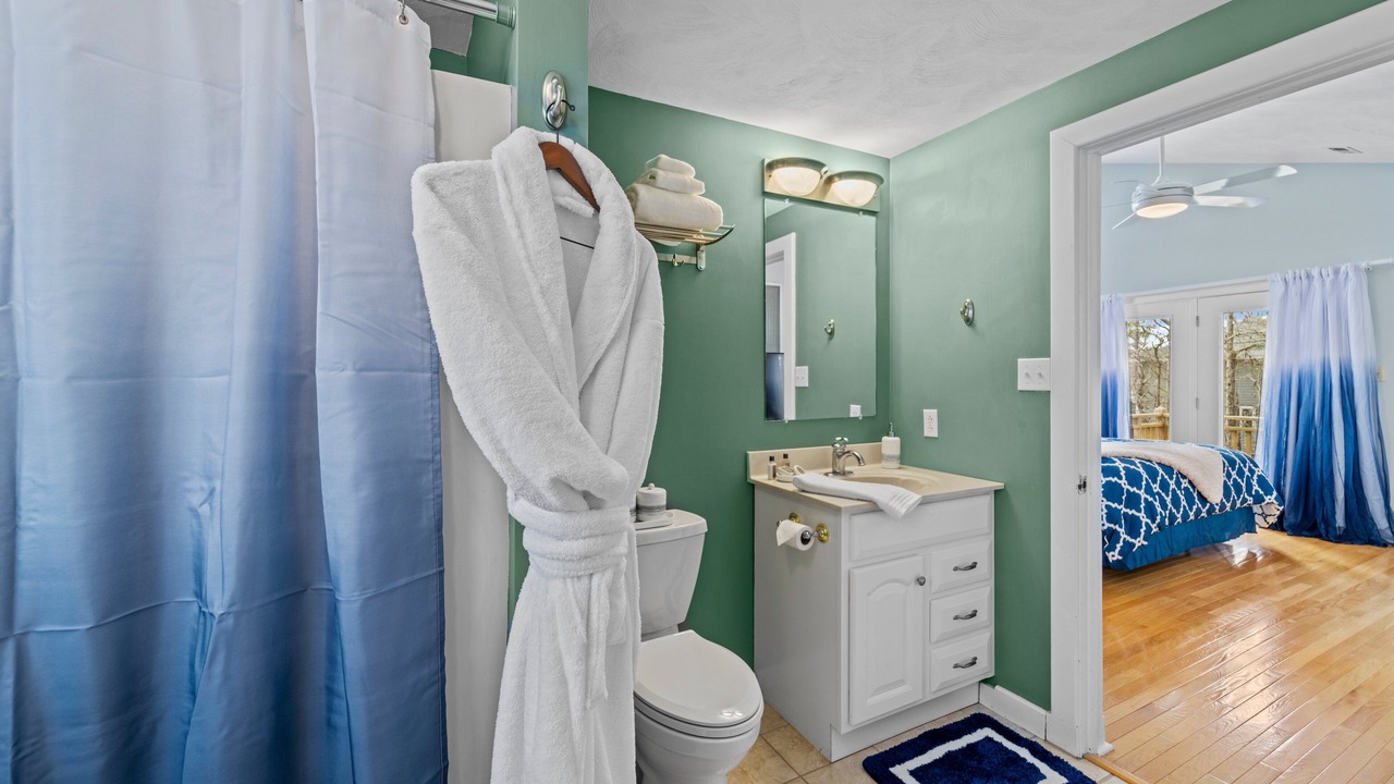 Photo of Bathroom in Oriental