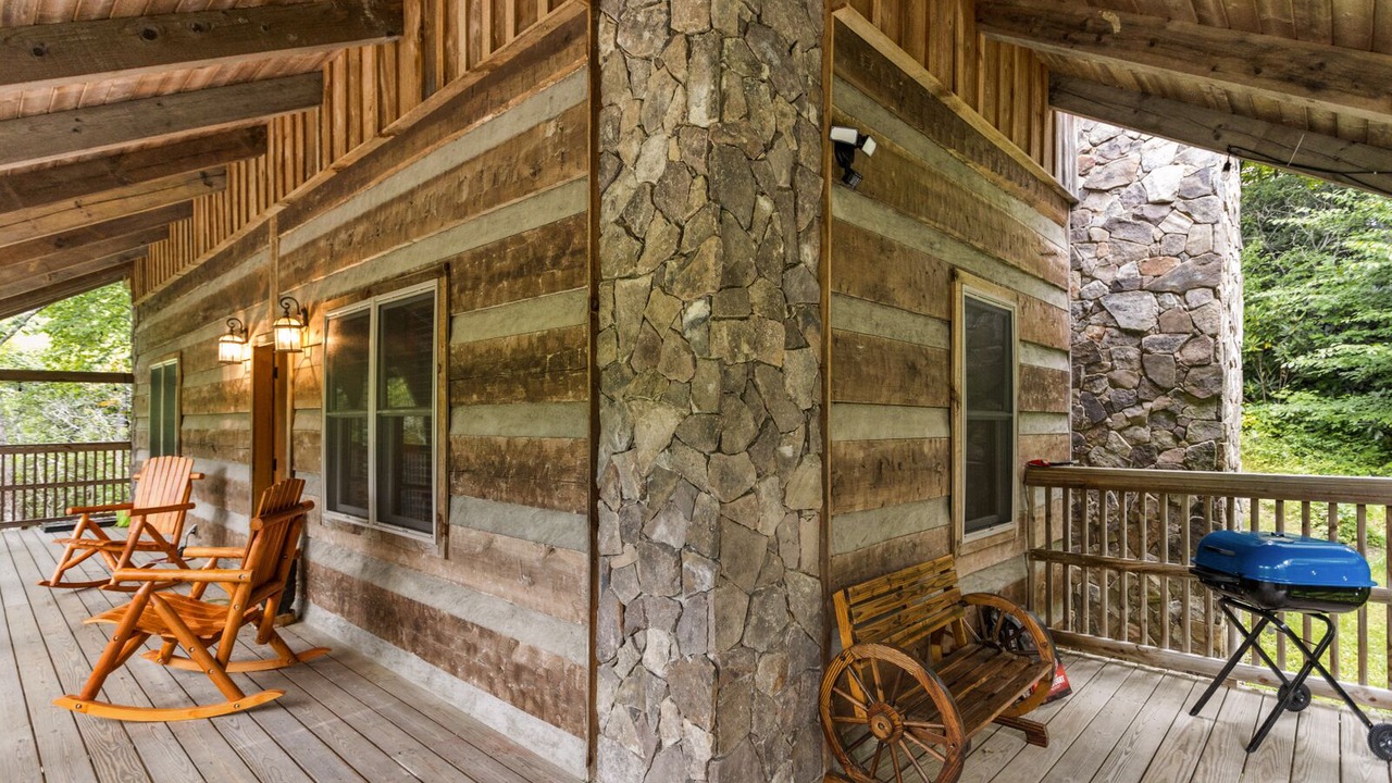 Photo of Patio Balcony in Linville Falls