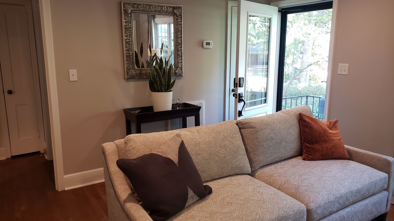 Photo of Livingroom in Greensboro