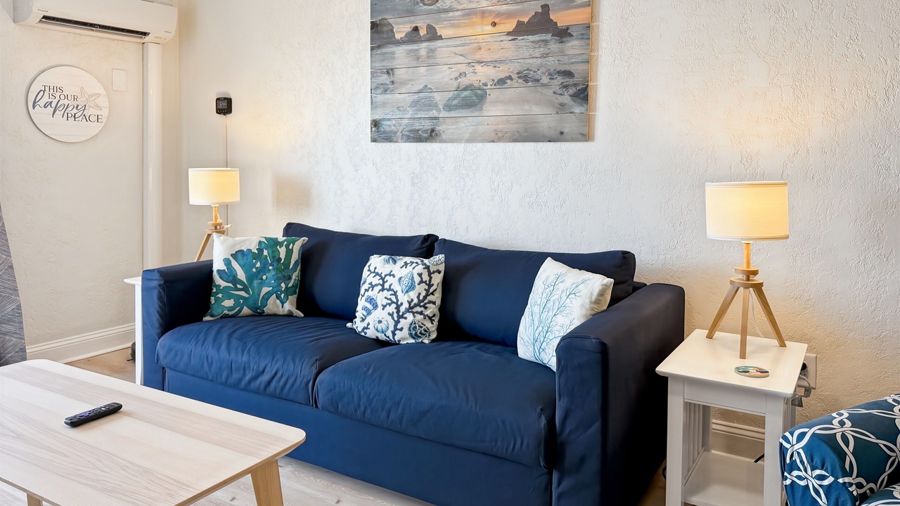 Photo of Livingroom in McCutcheon Field