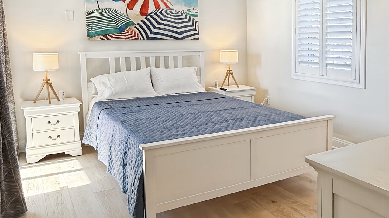 Photo of Bedroom in McCutcheon Field