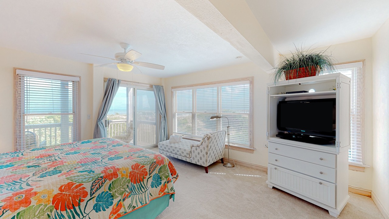 Photo of Bedroom in Avon