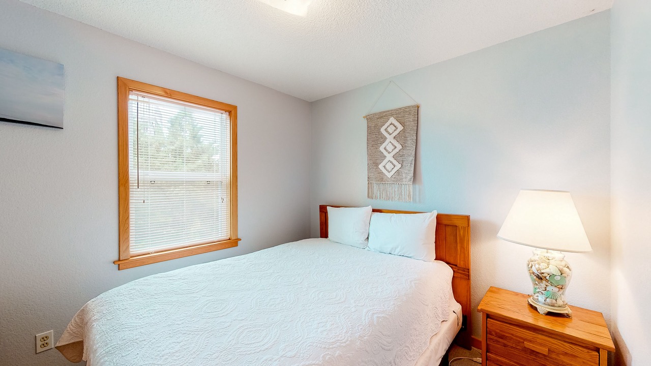 Photo of Bedroom in Brigands' Bay