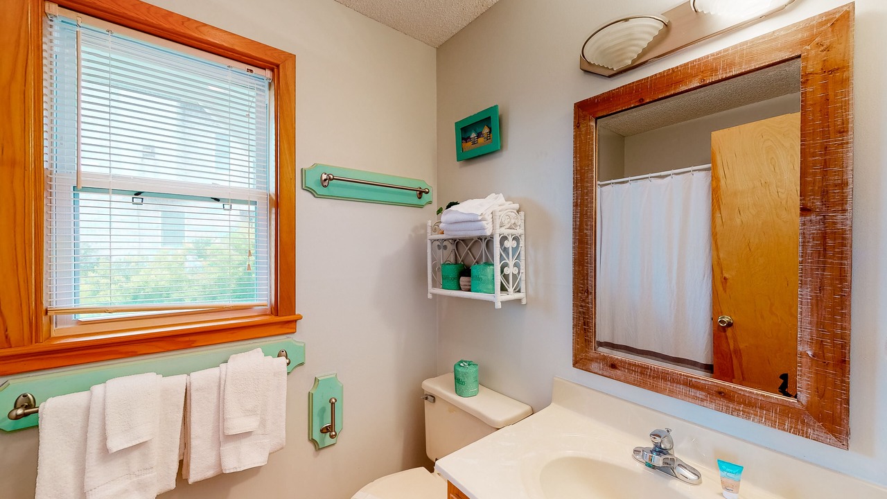 Photo of Bathroom in Brigands' Bay