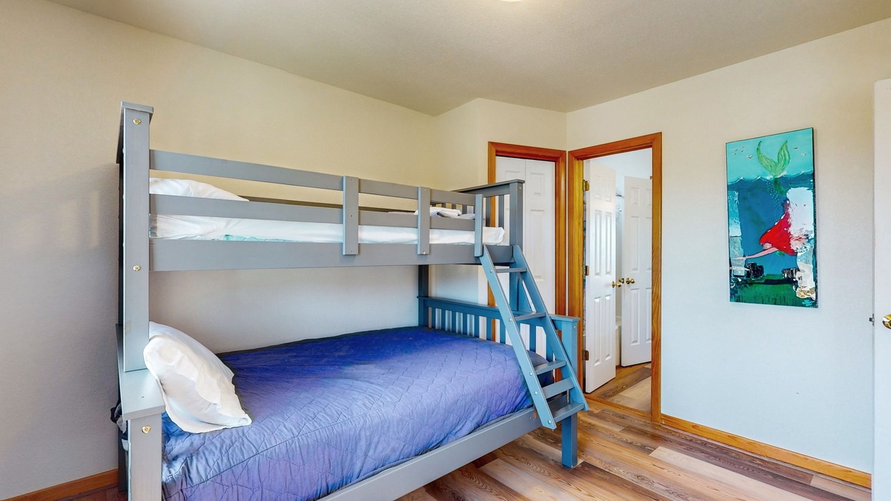 Photo of Bedroom in Buxton