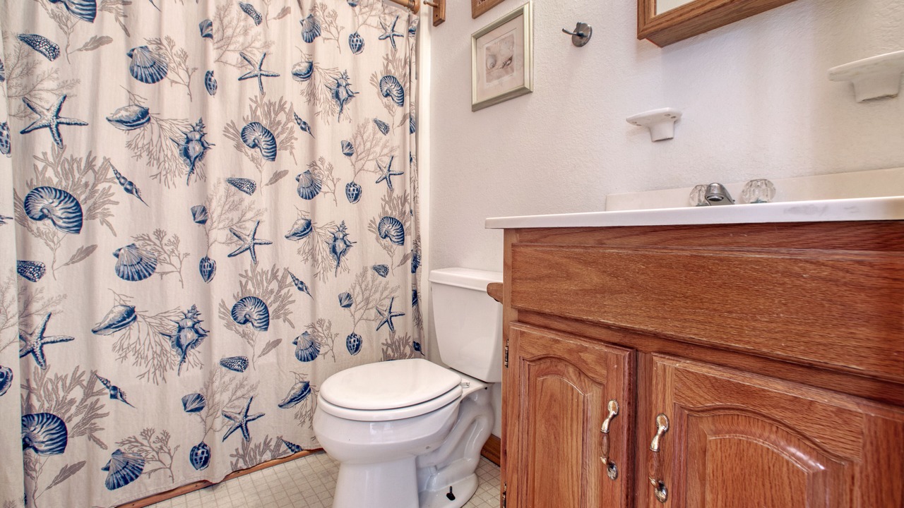 Photo of Bathroom in Hatteras