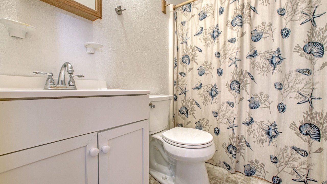 Photo of Bathroom in Hatteras
