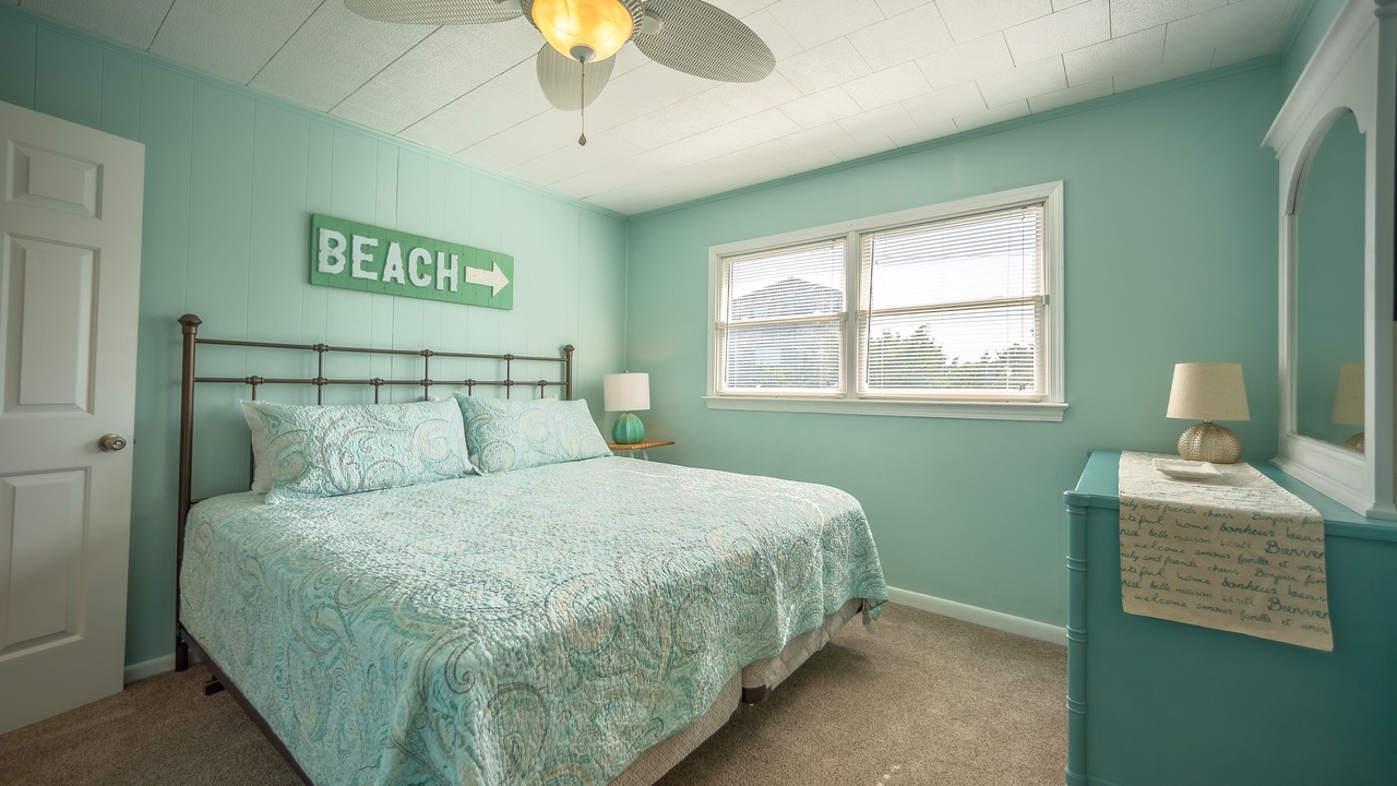 Photo of Bedroom in Ocean Isle Estates