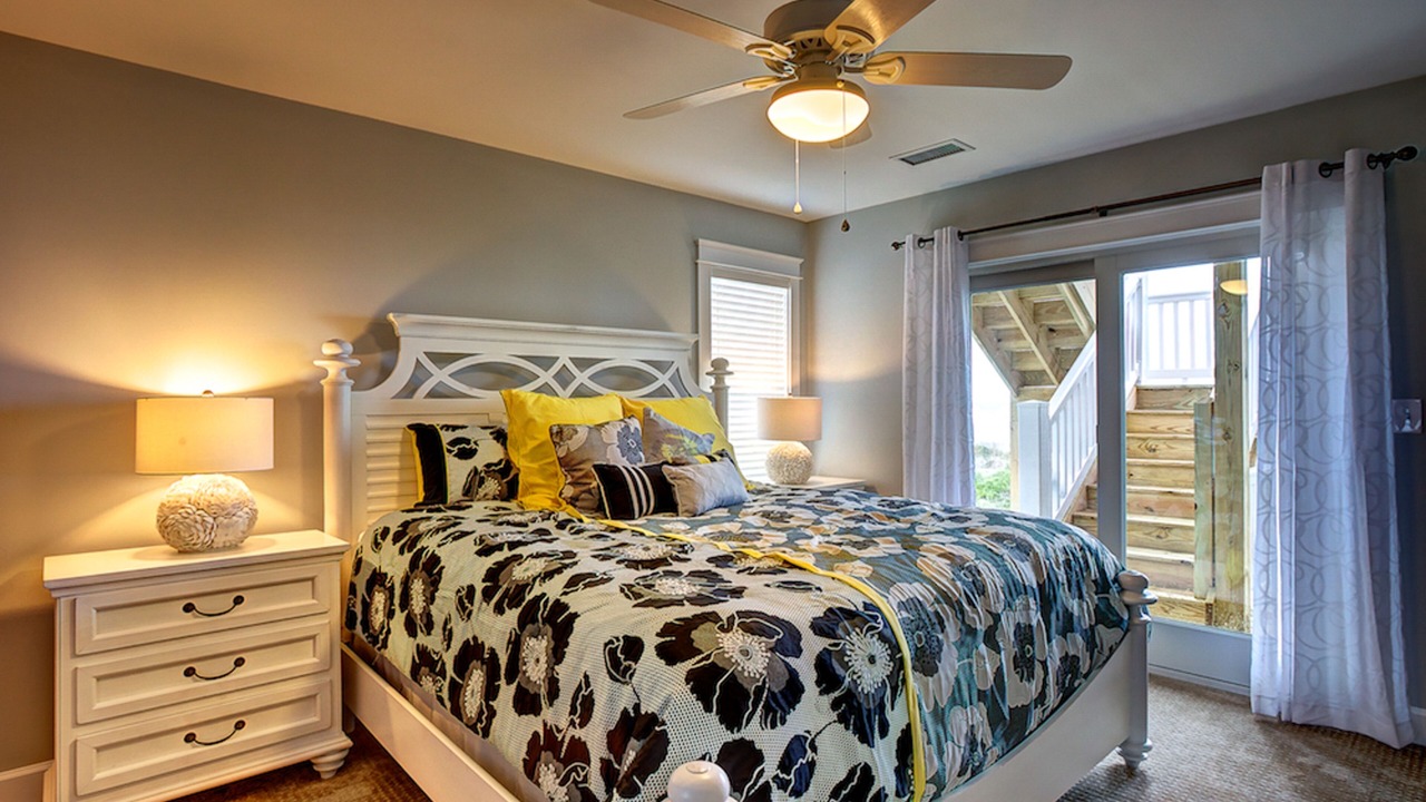 Photo of Bedroom in Avon