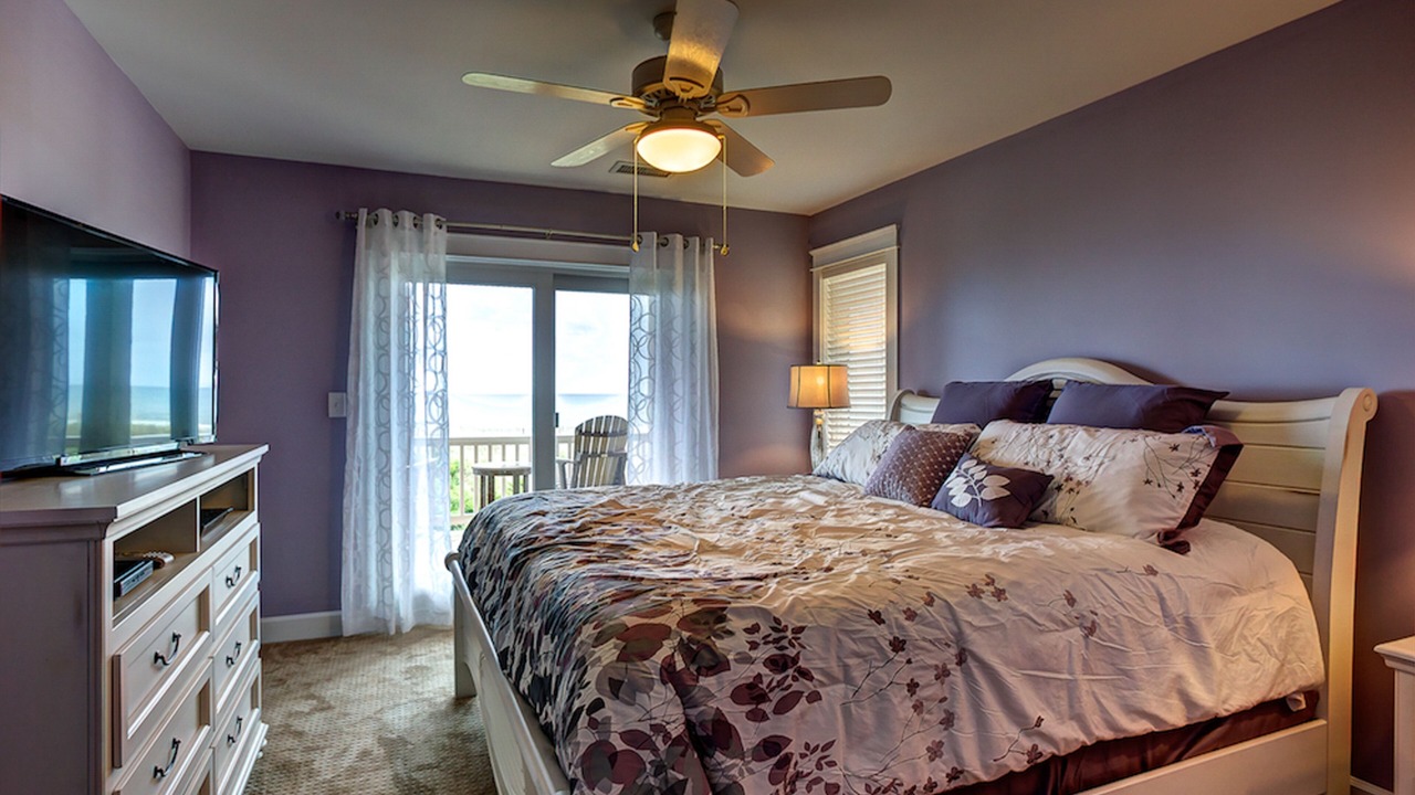 Photo of Bedroom in Avon