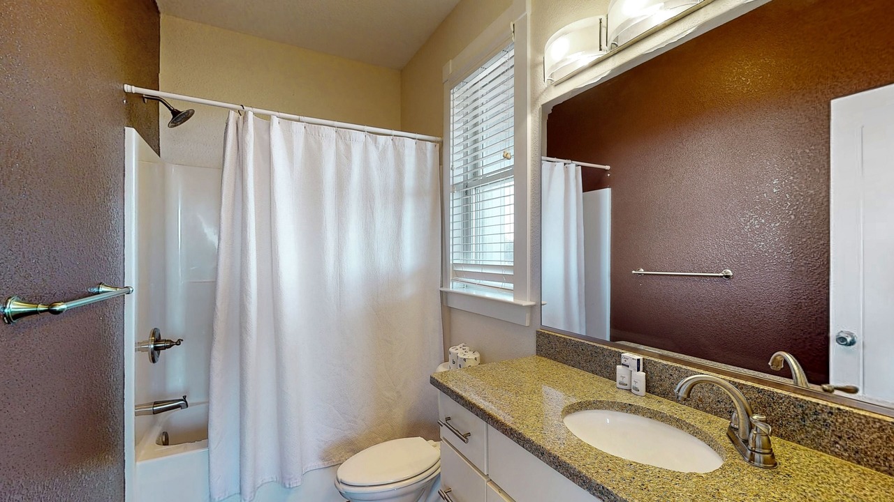 Photo of Bathroom in Frisco
