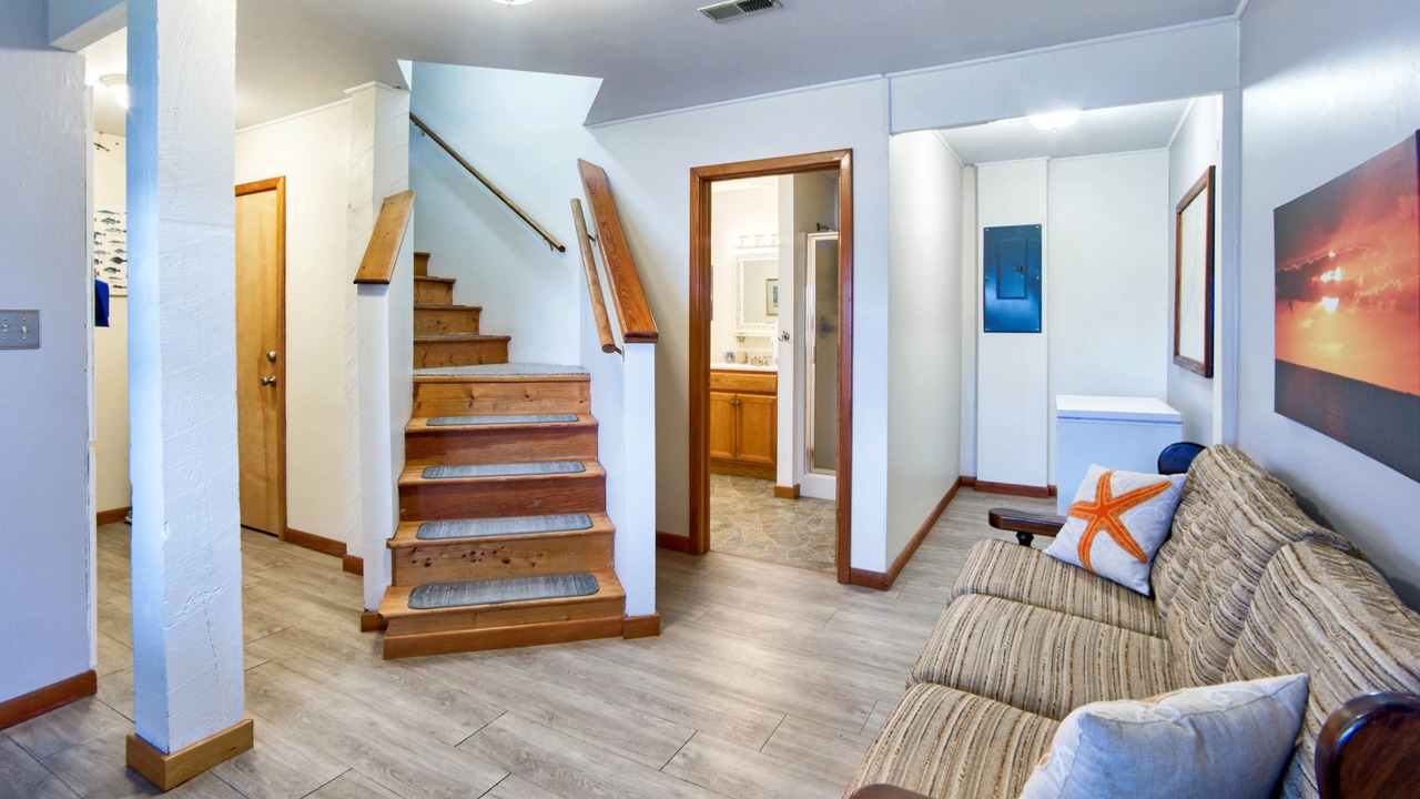 Photo of Livingroom in Brigands' Bay