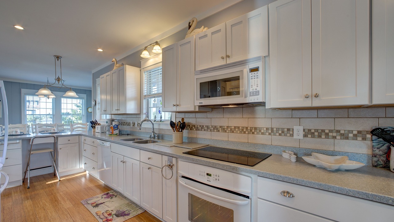 Photo of Kitchen in Brigands' Bay